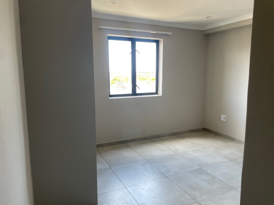 3 Bedroom Property for Sale in Parklands East Western Cape